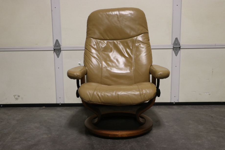 USED BROWN SWIVEL EURO CHAIR MOTORHOME FURNITURE FOR SALE